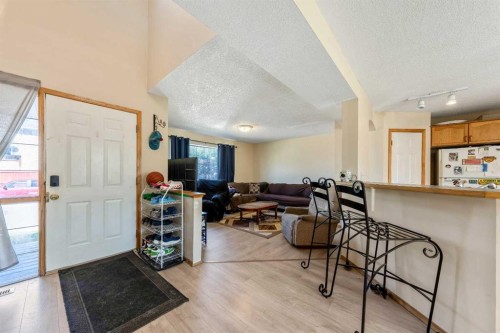 184 Erin Meadow Way Se, Calgary, AB 
