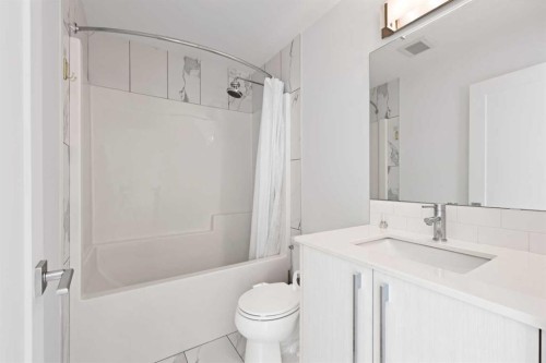 2101-76 Cornerstone Passage Ne, Calgary, AB - Indoor Photo Showing Bathroom