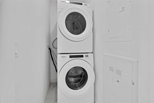 2101-76 Cornerstone Passage Ne, Calgary, AB - Indoor Photo Showing Laundry Room