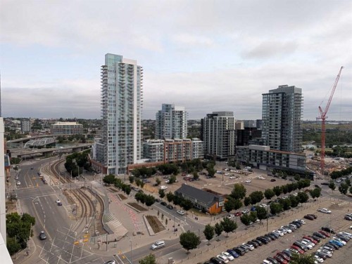 909-450 8 Avenue Se, Calgary, AB 