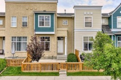 224 Mckenzie Towne Link SE Calgary, AB T2Z 4G3