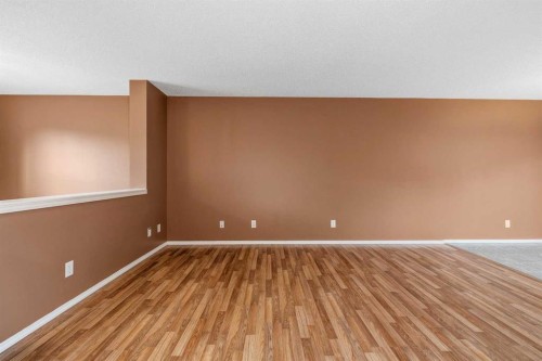 224 Mckenzie Towne Link Se, Calgary, AB 