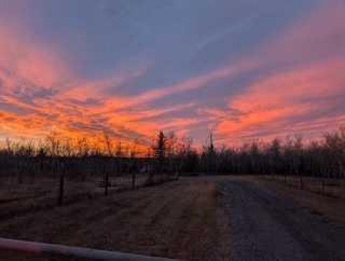 18010 37 Street Sw, Calgary, AB 