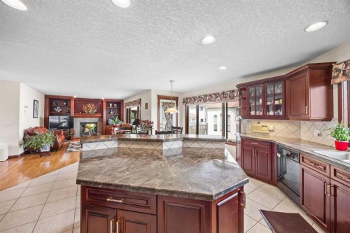 10385 Hamptons Boulevard Nw, Calgary, AB - Indoor Photo Showing Kitchen