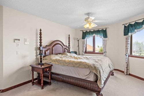 10385 Hamptons Boulevard Nw, Calgary, AB - Indoor Photo Showing Bedroom