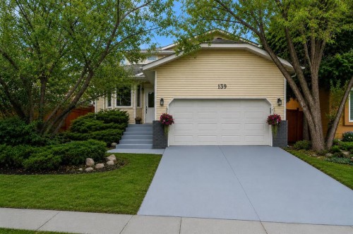 139 Shawnessy Drive Sw, Calgary, AB 