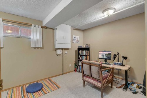 139 Shawnessy Drive Sw, Calgary, AB 