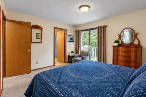 139 Shawnessy Drive Sw, Calgary, AB 