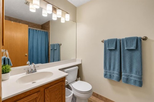139 Shawnessy Drive Sw, Calgary, AB 