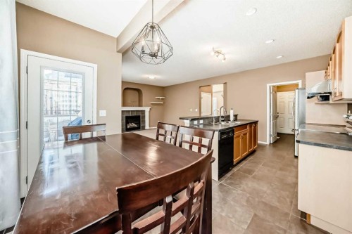 73 Royal Birch Way Nw, Calgary, AB 