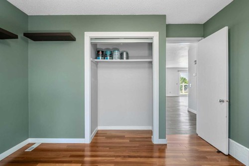 6824 Temple Drive Ne, Calgary, AB 