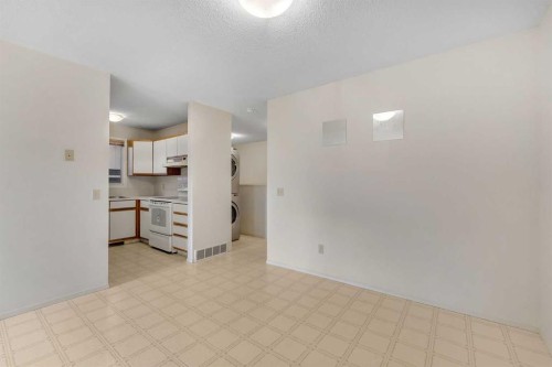4736 17 Avenue Nw, Calgary, AB 