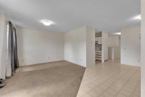 4736 17 Avenue Nw, Calgary, AB 