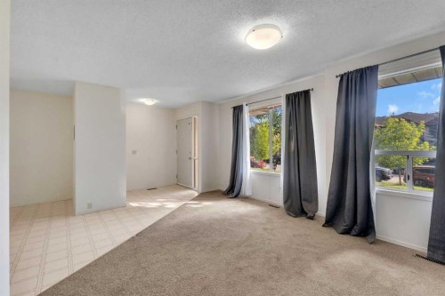 4736 17 Avenue Nw, Calgary, AB 