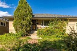 2616 Morley Trail NW Calgary, AB T2M 4G5