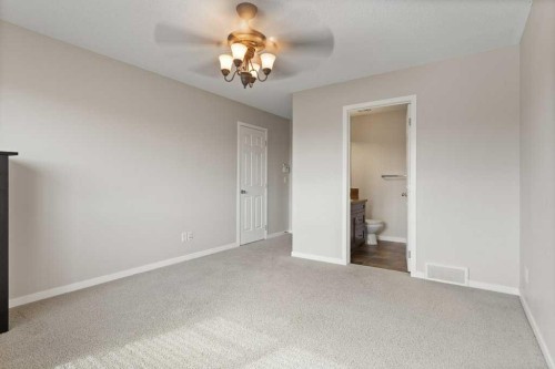 24 New Brighton Landing Se, Calgary, AB 