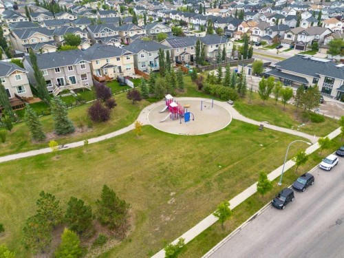 24 New Brighton Landing Se, Calgary, AB 