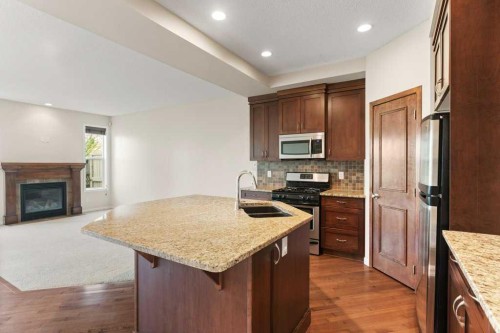 24 New Brighton Landing Se, Calgary, AB 