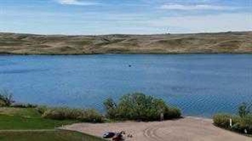 465 Sunset Drive, Rural Vulcan County, AB 