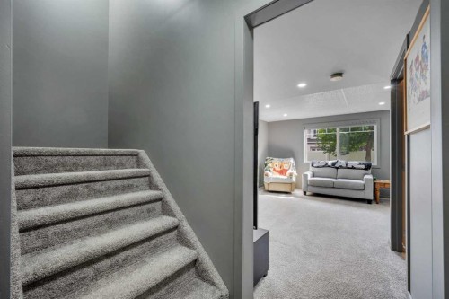 120 Rocky Vista Circle Nw, Calgary, AB 