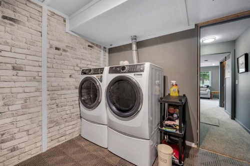 120 Rocky Vista Circle Nw, Calgary, AB 