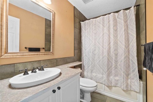 147 Harvest Creek Court Ne, Calgary, AB 