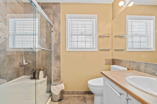 147 Harvest Creek Court Ne, Calgary, AB 