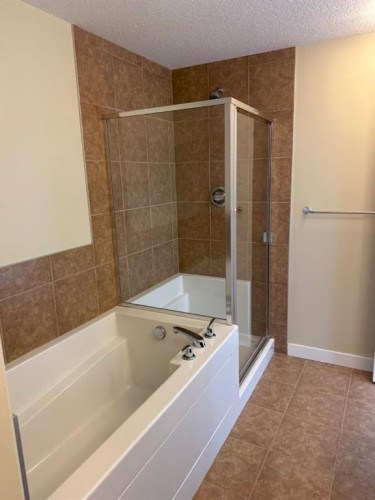 701-16 Varsity Estates Circle Nw, Calgary, AB 