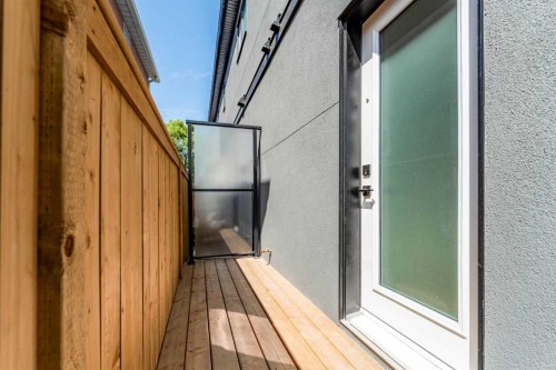 73 7 Street Ne, Calgary, AB 