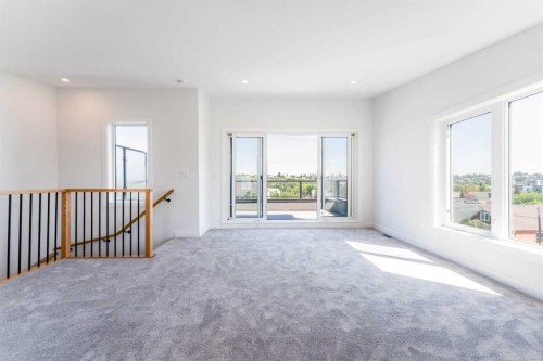 73 7 Street Ne, Calgary, AB 