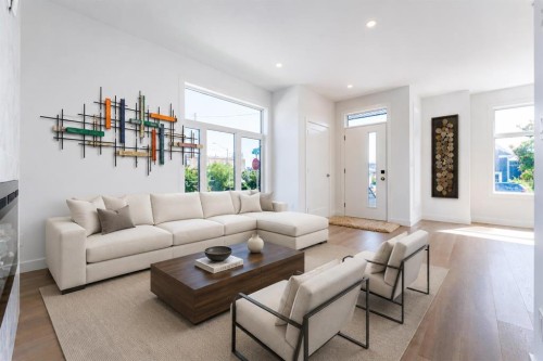 73 7 Street Ne, Calgary, AB 