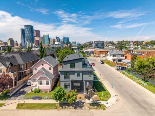 73 7 Street Ne, Calgary, AB 