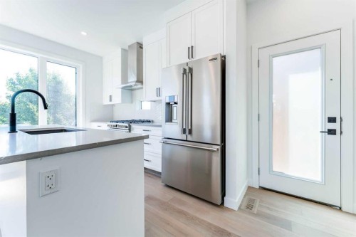 73 7 Street Ne, Calgary, AB 