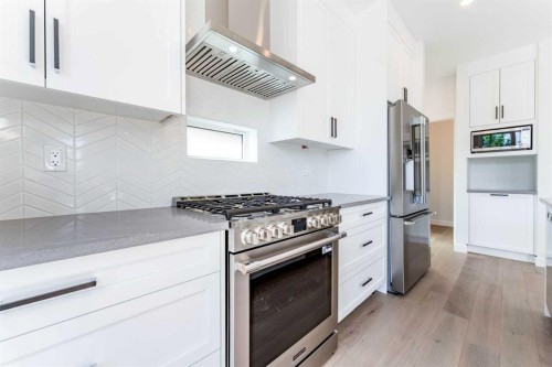 73 7 Street Ne, Calgary, AB 