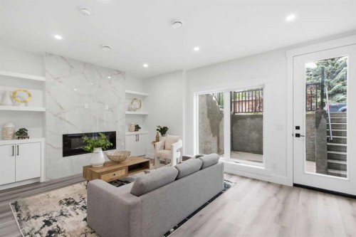 8518 33 Avenue Nw, Calgary, AB 
