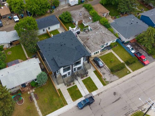 8518 33 Avenue Nw, Calgary, AB 
