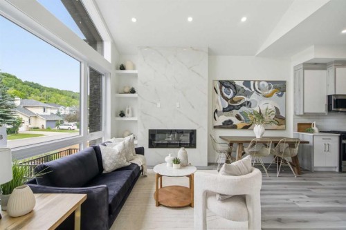 8518 33 Avenue Nw, Calgary, AB 