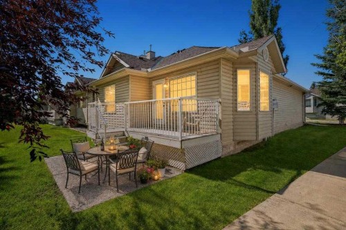 113 Mt Douglas Villas Se, Calgary, AB 