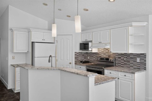 113 Mt Douglas Villas Se, Calgary, AB 
