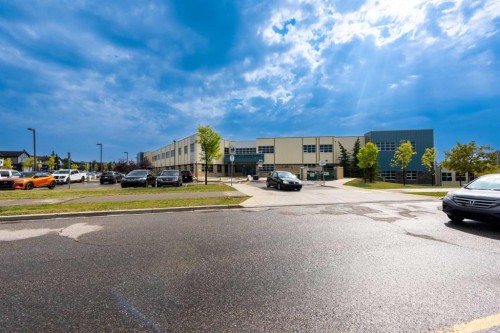 212 Panatella Drive Nw, Calgary, AB 