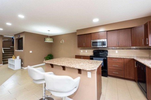 212 Panatella Drive Nw, Calgary, AB 