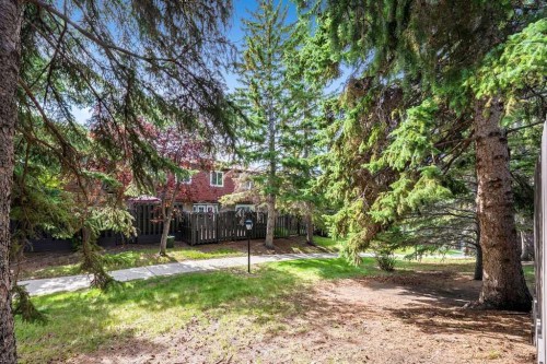 92-210 86 Avenue Se, Calgary, AB 