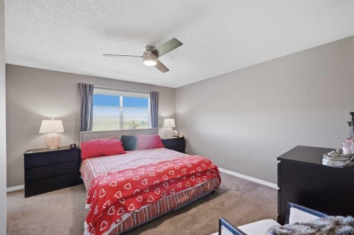 126 Valley Pointe Way Nw, Calgary, AB 