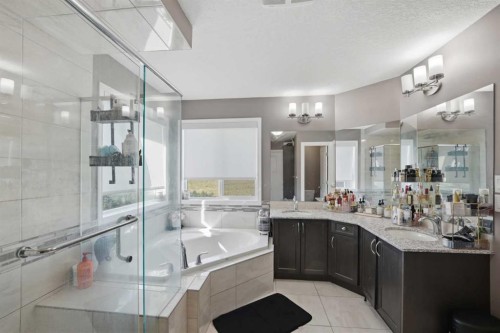 126 Valley Pointe Way Nw, Calgary, AB 