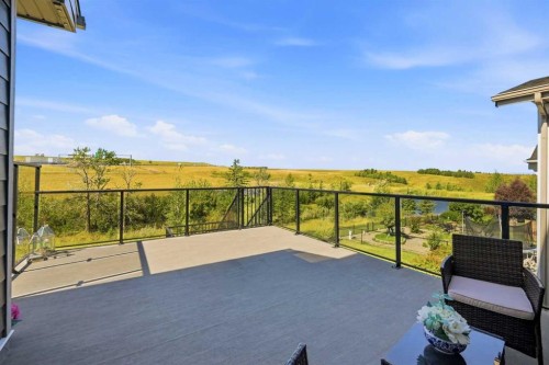 126 Valley Pointe Way Nw, Calgary, AB 