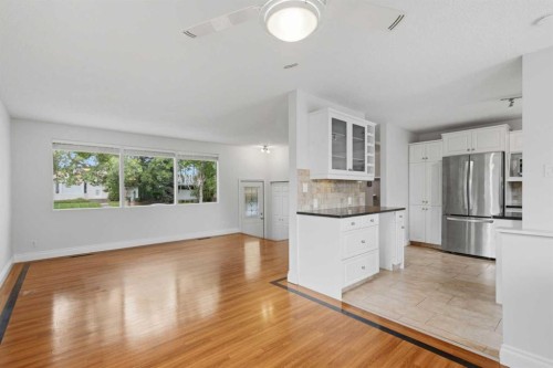 2835 63 Avenue Sw, Calgary, AB 