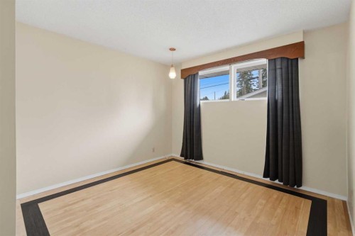 2835 63 Avenue Sw, Calgary, AB 