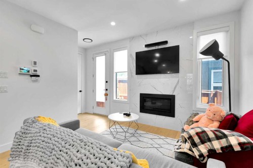 2106 6 Street Nw, Calgary, AB 