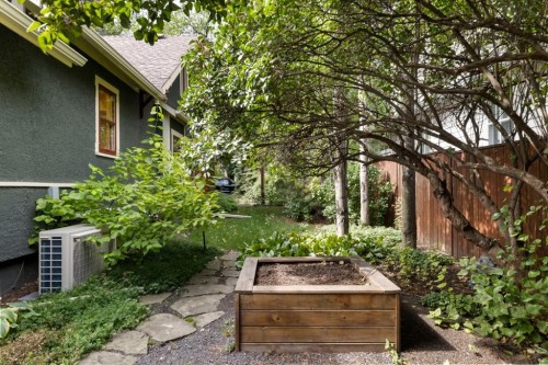 1414 4A Street Nw, Calgary, AB 