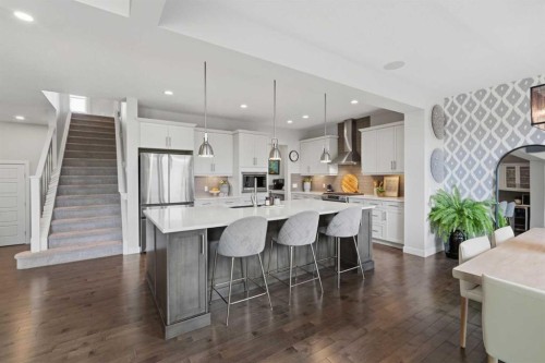 138 Ascot Crescent Sw, Calgary, AB 